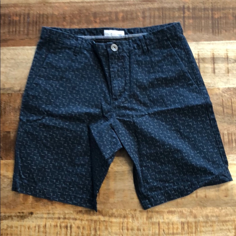 Calvin Klein blue flat front shorts 30w